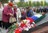 Сегодня в Нягани вспоминают о погибших в Великой Отечественной войне. ФОТОРЕПОРТАЖ