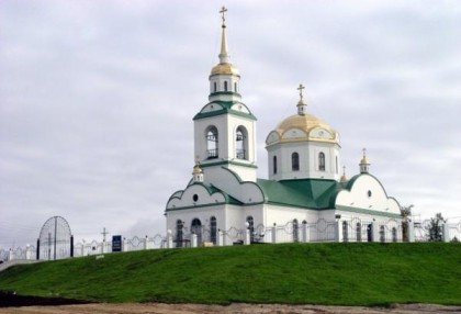 У храма святителя Алексия Московского 14 июня 2005 года заложили капсулу с посланием потомкам!