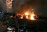 В МЧС назвали возможную причину масштабного пожара в жилом доме Нижневартовска