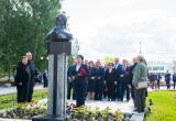В Югре почтили память Владимира Петухова