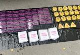 Тюменские таможенники обнаружили 6 кг БАДов с сибутрамином в посылке из Казахстана