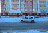 В Ханты-Мансийске женщина, перебегающая дорогу, угодила под колёса легковушки
