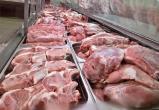 Итоги проверок няганского рынка мясной продукции: 70 тыс. рублей штрафов, забраковано 3 партии мяса