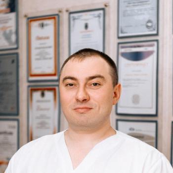 Салаваров Иван Анатольевич, зубной техник, Нягань