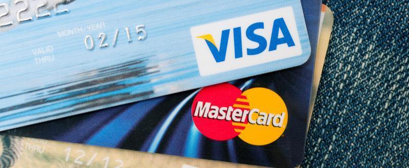 Компании Visa и Mastercard объявили о приостановке деятельности в России
