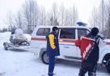 В Сургутском районе мужчина на снегоходе застрял в наледи