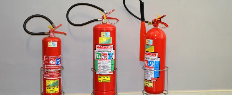 Магазин "ЩИТ" в Нягани предлагает средства пожаротушения в ассортименте