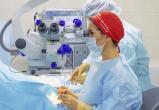 Врачи-офтальмологи Окружной больницы в Нижневартовске вернули зрение жителю Мариуполя