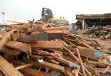 В Нягани сносят аварийные расселенные дома
