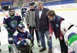 Следж-хоккеисты вместе с воспитанниками реабилитационных центров приняли участие в матче «Открытые сердца»