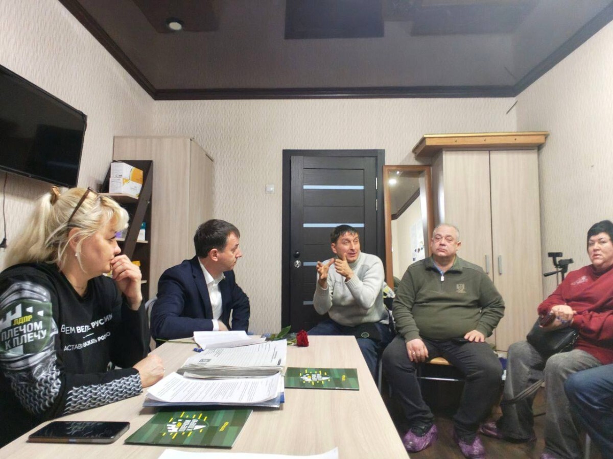 В Нижневартовске состоялся круглый стол ЛДПР по проблемам садоводов и огородников  