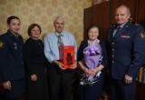 Руководство и личный состав УФСИН Югры поздравили ветерана УИС с золотой свадьбой