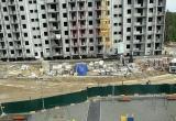 Няганские депутаты проверили качество новостроек в 10 микрорайоне
