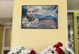 В ОКБ Ханты-Мансийска открыли мемориальную доску в память о героически погибшем фельдшере