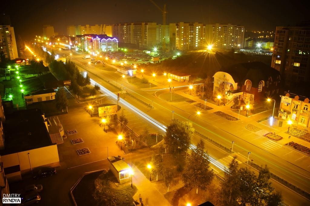 Фото Нягань, вид на ночной город.