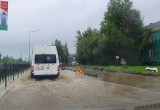 Дороги в Нягани снова залило дождём. ФОТО