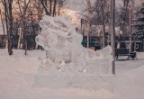 В Нягани открыт ледовый городок в сквере «Рябиновый». ФОТО