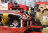 В Нягани прошли соревнования по проведению аварийно-спасательных работ при ликвидации ЧС на автотранспорте. ФОТО