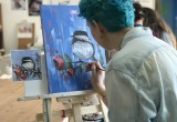 Студия рисования Draw&Go при поддержке СИБУРа провела сессию мастер-классов по живописи в городах Югры. ФОТО