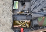 В Сургуте полицейские задержали сбытчиков оружия и боеприпасов. ФОТО