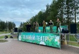 В Нягани прошла патриотическая акция "Верен России - верен себе!". ФОТО