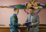 Пожарным-спасателям Нягани вручили благодарности от Главы города. ФОТО