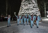 В Нягани открыли главную новогоднюю ёлку города. ФОТО