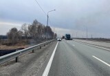На 35-36 км федеральной автодороги Тюмень-Ханты-Мансийск ограничено движение из-за пожара. ФОТО