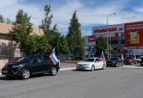 В Нягани состоялся автопробег «Вперед Россия!». ФОТО