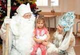 Дед Мороз – единоросс навестил маленьких пациентов Няганской окружной больницы. ФОТО