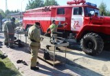 На базе 72-й пожарной части в Нягани прошли соревнования по пожарно-строевой подготовке