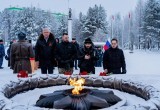 Участники арктической экспедиции МЧС привезли в Нягань лампаду с частицей Вечного огня