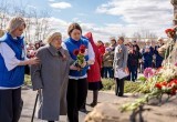 В Нягани торжественно открыли памятник Труженикам тыла. ФОТО