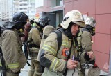 Сотрудники 4 пожарно-спасательного отряда провели пожарно-тактическое учение в 16-этажном доме в Нягани