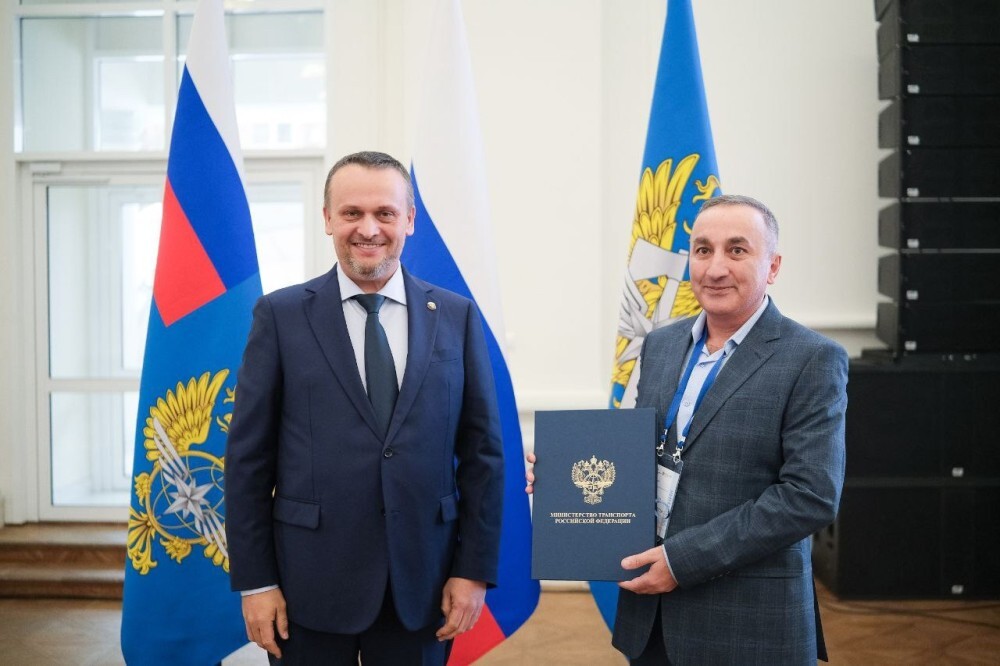 Няганские водители удостоены высоких наград от Министерства транспорта РФ и Правительства Югры Няганские водители удостоены высоких наград от Министерства транспорта РФ и Правительства Югры