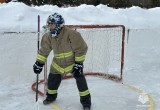 В 4 ПСО прошли соревнования по хоккею на валенках в память о командире отделения 130 ПСЧ
