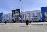 Партийный десант Нягани проверил эксплуатацию Железнодорожного вокзала. ФОТО