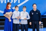 В Нягани на праздничном концерте ко Дню семьи выступили семейные дуэты и трио. ФОТО
