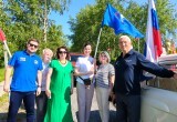Более 30 машин присоединились в Нягани к автопробегу, посвященному Дню России