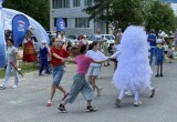 Для жителей микрорайона &laquo;Дорожник&raquo; в Нягани провели День добрососедства &laquo;Выходи гулять&raquo;. ФОТО