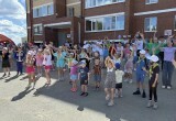 Для жителей микрорайона &laquo;Дорожник&raquo; в Нягани провели День добрососедства &laquo;Выходи гулять&raquo;. ФОТО