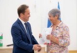 Жители аварийных домов в Нягани получили ключи от новых квартир