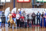 В Нягани прошел семейный Фестиваль спортивных эстафет. ФОТО