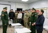 Герой России Рустам Сайфуллин открыл новое модульное сооружение на Учебно‑тренировочном полигоне в Нягани. ФОТО